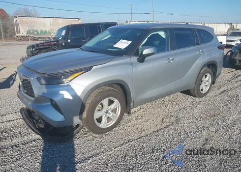 2023 Toyota Highlander Hybrid Le z USA, uszkodzony, nr VIN 5TDBBRCH6PS125505